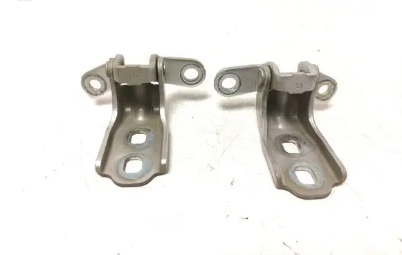 Opel Astra K Front door upper hinge 
