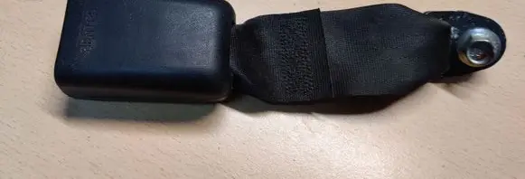 Mitsubishi Space Star Rear seatbelt buckle