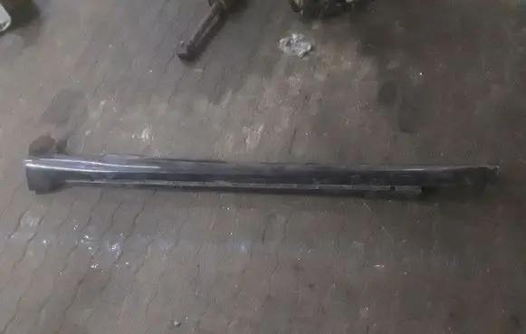 Lexus IS 220D-250-350 Sill 7586053010 7585253010