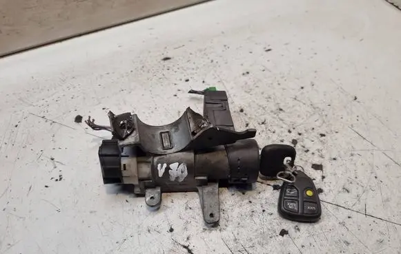 Volvo V70 Ignition lock 8626324 16184