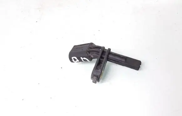 Volkswagen PASSAT B6 ABS brake wheel speed sensor 7H0927804
