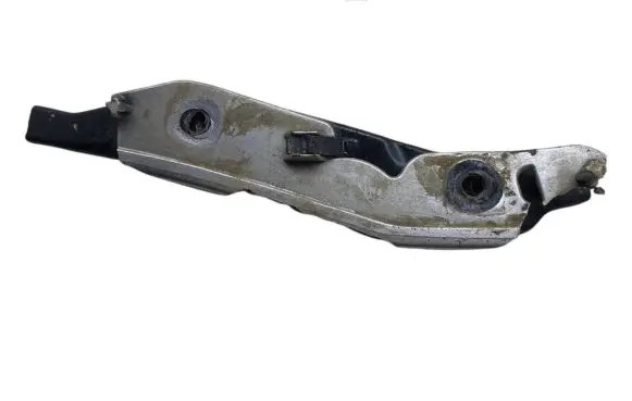 Skoda Yeti (5L) Front bumper mounting bracket 5L0807049A