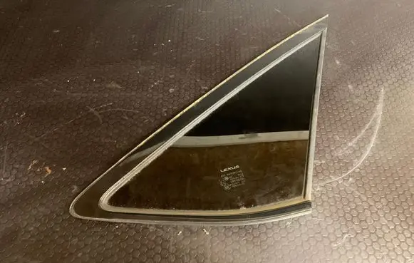 Lexus RX 330 - 350 - 400H Rear side window A001594 43R00150 00T20AS3