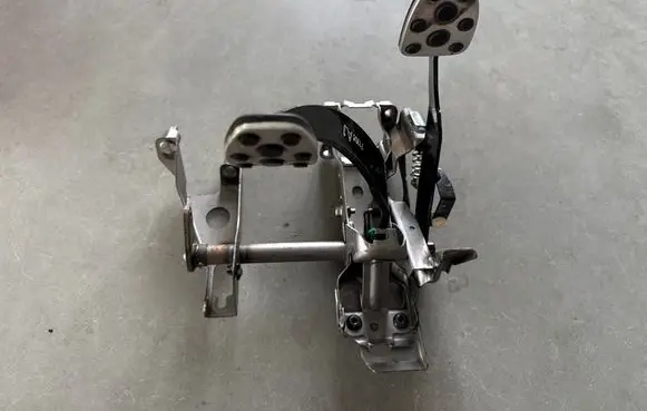 Toyota GT 86 Pedal assembly