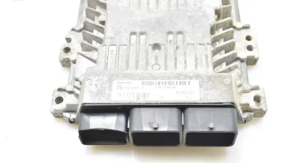 Ford Focus Engine control unit/module BV6112A650NF