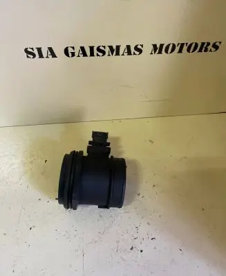 Volvo V50 Mass air flow meter 30677999 3897066 0281002730