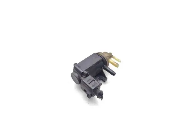 Volkswagen Passat Alltrack Vacuum valve 1K0906627B