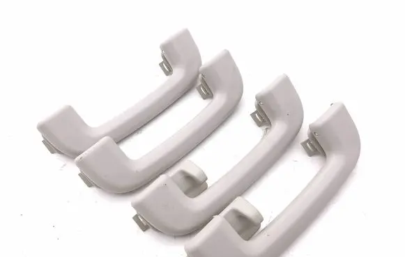 Jaguar I-Pace A set of handles for the ceiling 