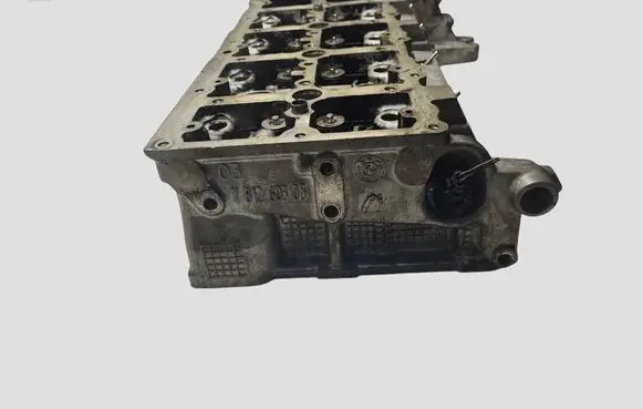 BMW 5 F10 F11 Engine head 781260303 7812603