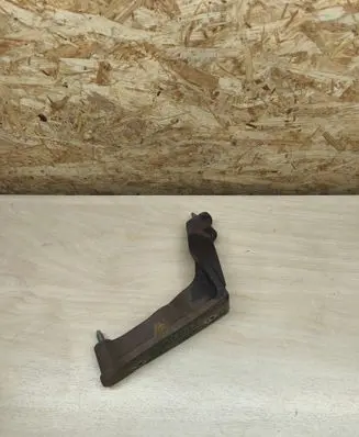 Renault Austral Engine mounting bracket 208172811R