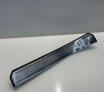 Mercedes-Benz S W221 Rear sill trim cover A2216800535 2216800535
