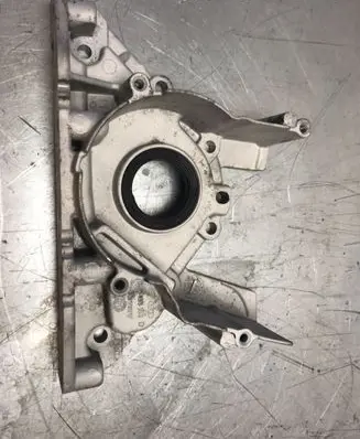 Volkswagen PASSAT B6 other engine part 038103153D