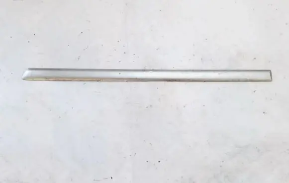 Lexus IS 200-300 Rear door trim (molding)