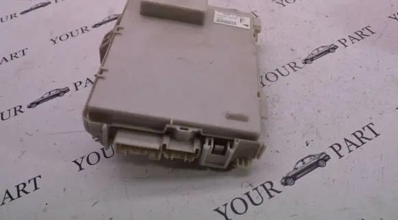 Lexus GS 300 350 430 450H Fuse module 8267030250