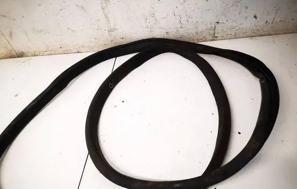 Mercedes-Benz A W176 Rubber seal front coupe door 