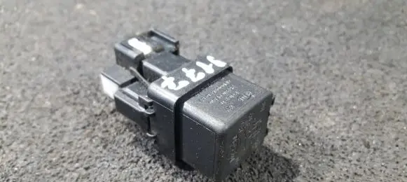 Nissan Primera Other relay 252309f910