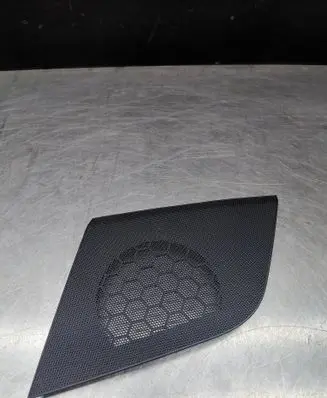 Audi A5 8T 8F Side speaker trim/cover 8T0857227
