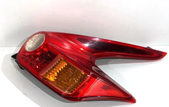 Nissan Juke I F15 Rear/tail lights