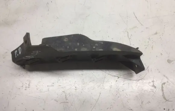 Seat Ibiza III (6L) Front bumper mounting bracket 6L0807184