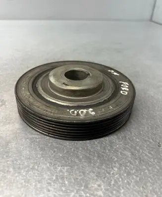 Ford Focus Crankshaft pulley AUBECQ
