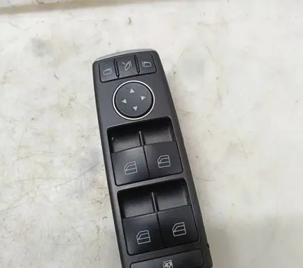 Mercedes-Benz E C207 W207 Electric window control switch 2049055402 10021551