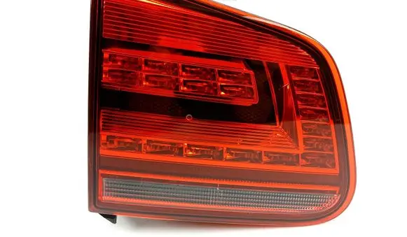 Volkswagen Tiguan Rear/tail lights 5N0945307