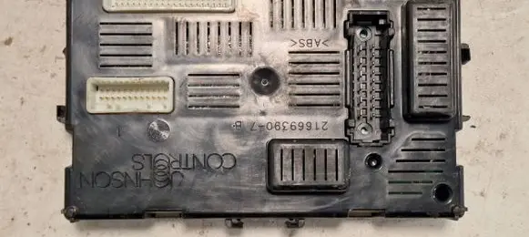 Nissan Micra Comfort/convenience module 216762702A 284B2AX620 0006055