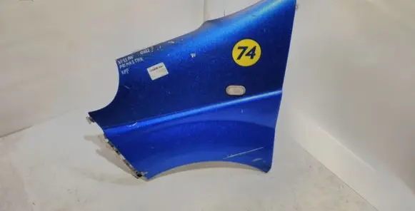 Nissan Primastar Fender