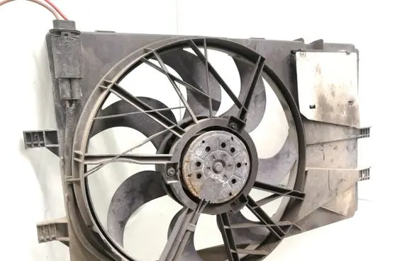 Mercedes-Benz Vaneo W414 Electric radiator cooling fan 4145000293 0130303925