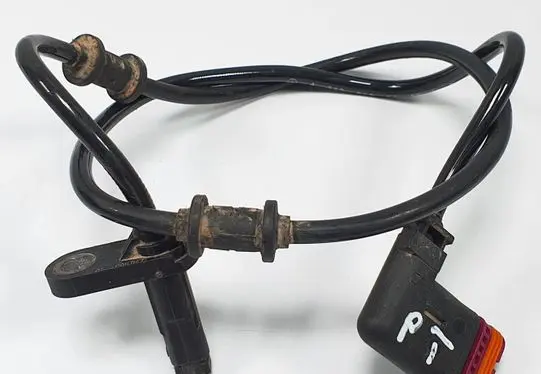 Mercedes-Benz E W212 ABS rear brake sensor A2125402117