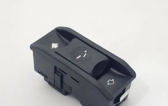 BMW 5 E60 E61 Sunroof switch 6907288 61316907288