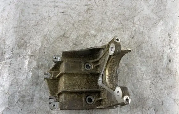 Audi A8 S8 D3 4E Fuel pump bracket 057130147R