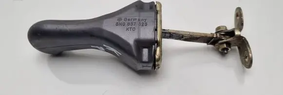 Volkswagen Polo III 6N 6N2 6NF Front door check strap stopper 6N0837323