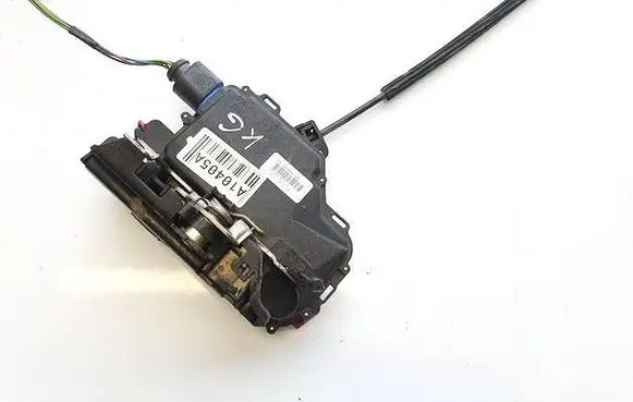 Skoda Fabia Mk2 (5J) Rear door lock 6y0839015a