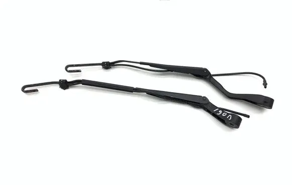 Jaguar XK8 - XKR Windshield/front glass wiper blade GJA8955EC