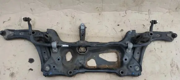 Volkswagen Tiguan Front axle beam 