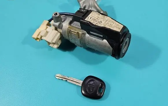 Toyota Yaris Ignition lock IMPRK1573218
