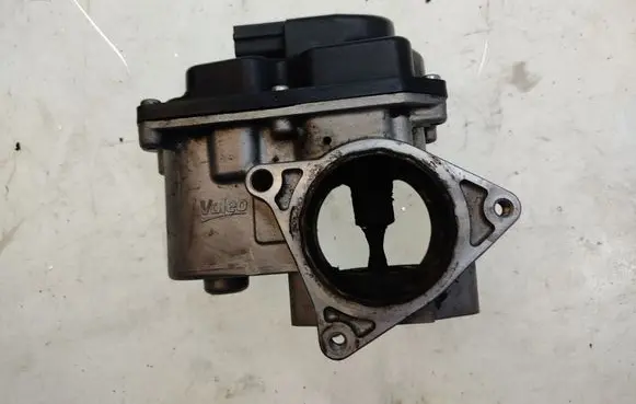 Volkswagen Golf VI Throttle valve 03L131501G