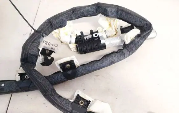 Roof airbag