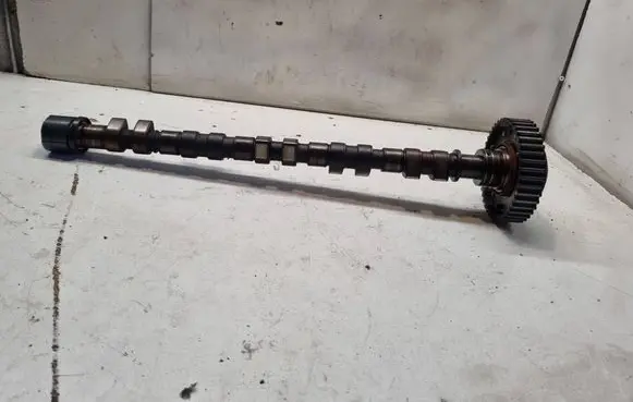 Volvo V70 Camshaft 1275362 01070218
