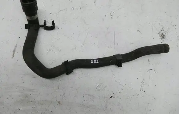 BMW 1 E82 E88 Engine coolant pipe/hose