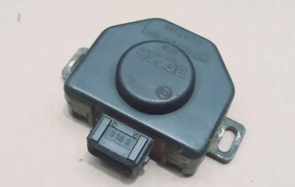 BMW 7 E32 Throttle valve 0280120302