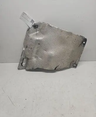 Citroen C4 I Picasso Heat shield in engine bay 9687570180