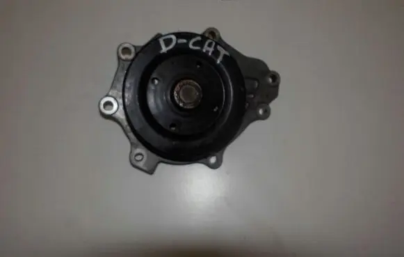 Toyota RAV 4 (XA30) Water pump 9679999u