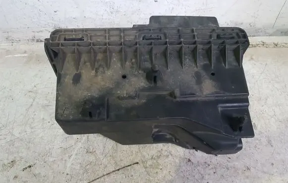 Dodge Caliber Air filter box