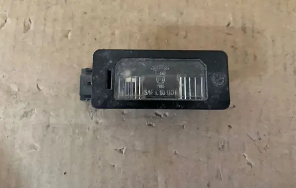 BMW 5 E60 E61 Number plate light 7176934