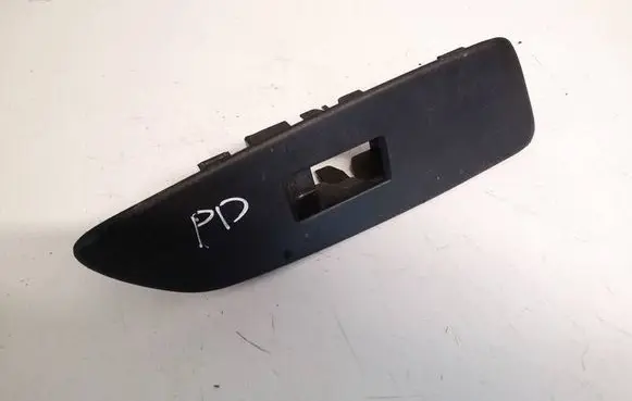 Toyota Auris 150 Front door window switch trim 7423102530 74231-02530