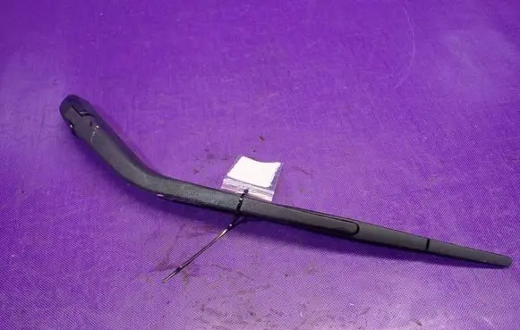 Mazda 323 F Rear wiper blade arm 
