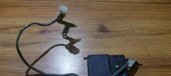 Mazda MX-6 Air flap motor/actuator hb600ga5ra