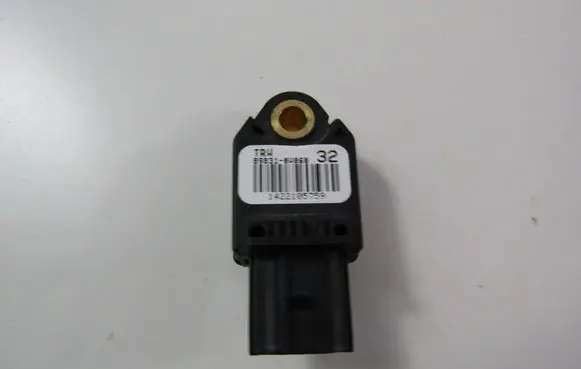 Toyota Avensis T270 Airbag control unit/module 898310W060